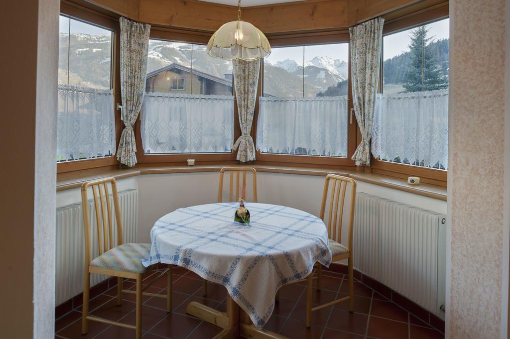 Haus Schoenegger Dorfgastein Habitación foto